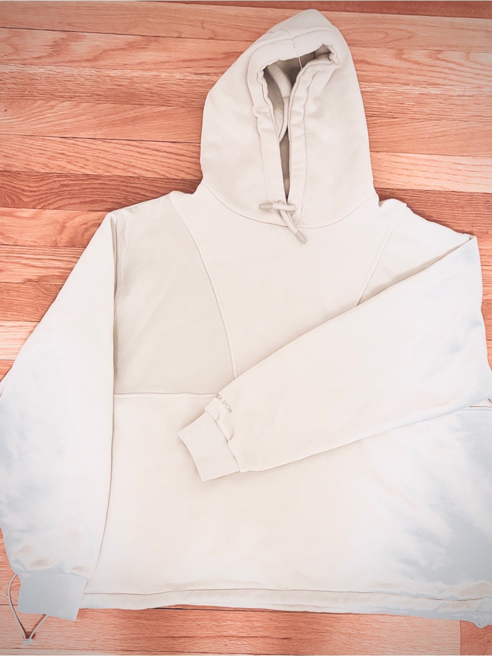 Women's Cream Pullover Hoodie Sweatshirt